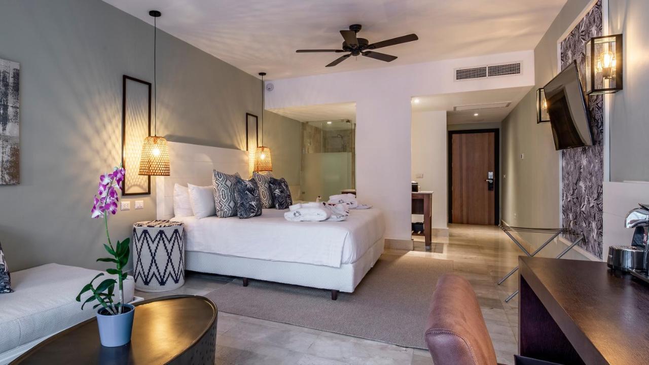 Be Live Collection Punta Cana Adults Only Exteriör bild Deluxe Ocean View