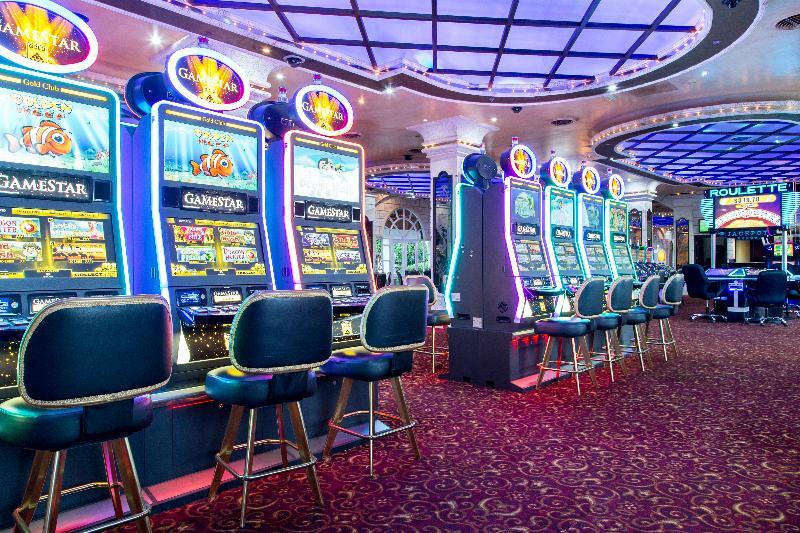 Be Live Collection Punta Cana Adults Only Exteriör bild Casino Slots